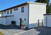 Haus zum Mieten in Oberhausen 1.830 € 119.15 m²