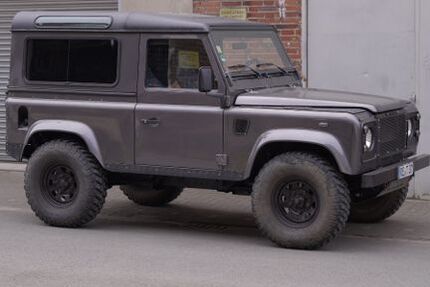 Land Rover Defender 380.000 km 24.999 &euro; Dorsten 46286