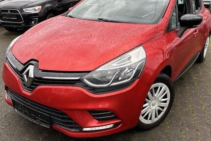 Renault Clio 105.000 km 8.999 &euro; Marl 45770