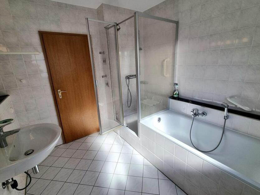 3,5-Zimmer-Wohnung mit großem Balkon in ruhiger Lage von Höntrop zimmer