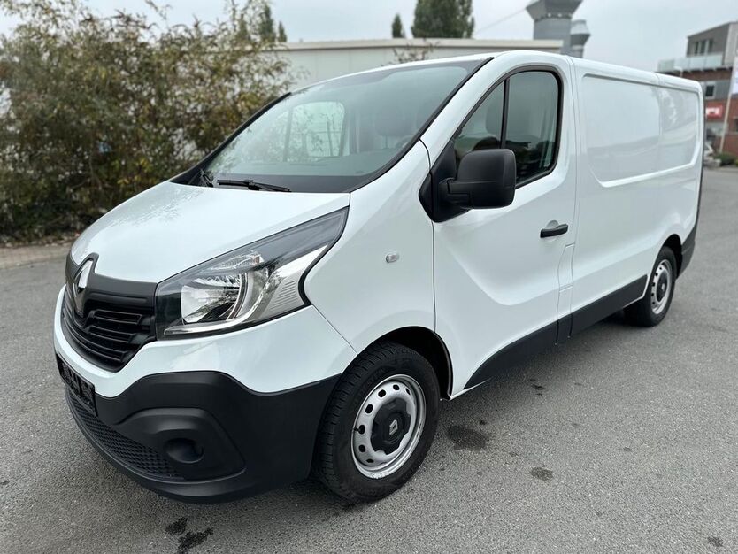 Renault Trafic 113.000 km 10.500 € Essen 45136