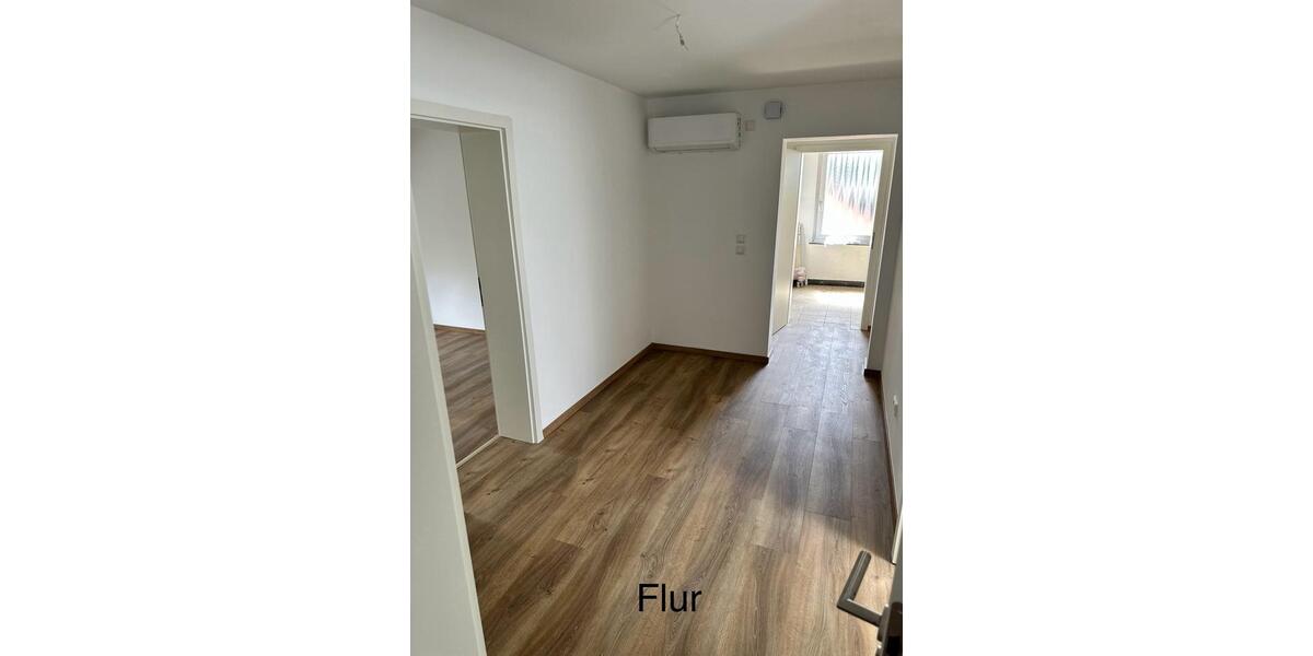 Dachgeschoßwohnung Gelsenkirchen Gelsenkirchen-Nord - 3 Zimmer, 61 m&sup2;, 730&euro; | Angebot:26399824