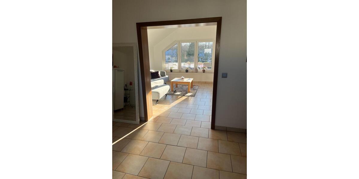 Dachgeschoßwohnung Bochum Günnigfeld - 3.5 Zimmer, 90 m&sup2;, 249.000&euro; | Angebot:25638269