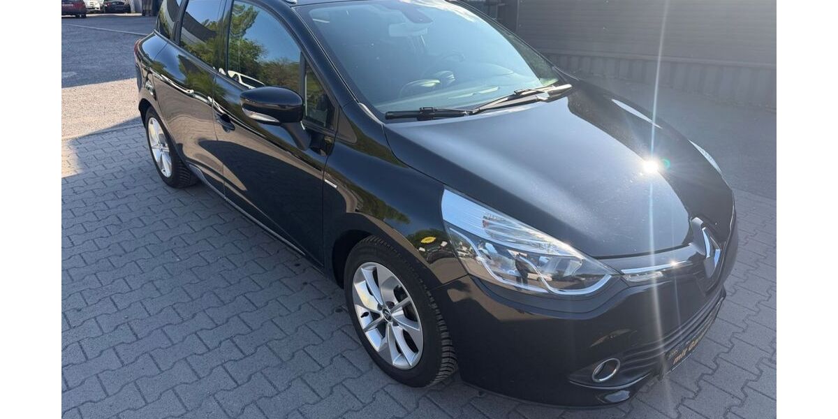 Renault Clio 123.600 km 7.890 &euro; Dortmund 44319