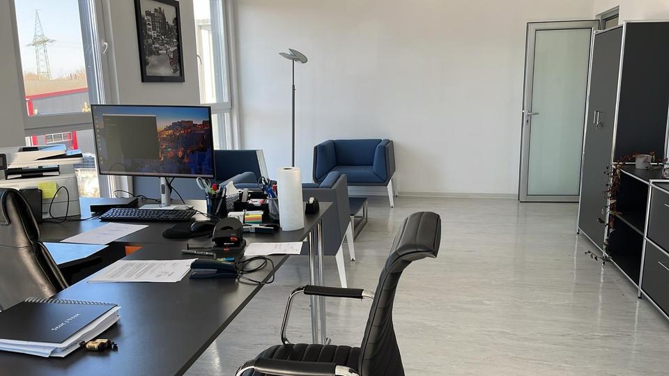 Büroflächen zur Vermietung im Gemeinschaftsbüro – in 44536 Lünen zimmer