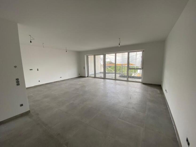 Neubau mitten in der City von Velbert, Hochwertige 3 Zi.- WH zimmer