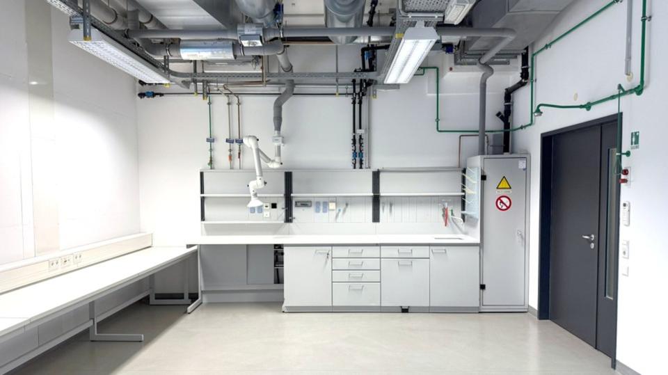 Moderne Labor- & Büroflächen für Mikro- und Nanotechnologien auf PHOENIX West zimmer