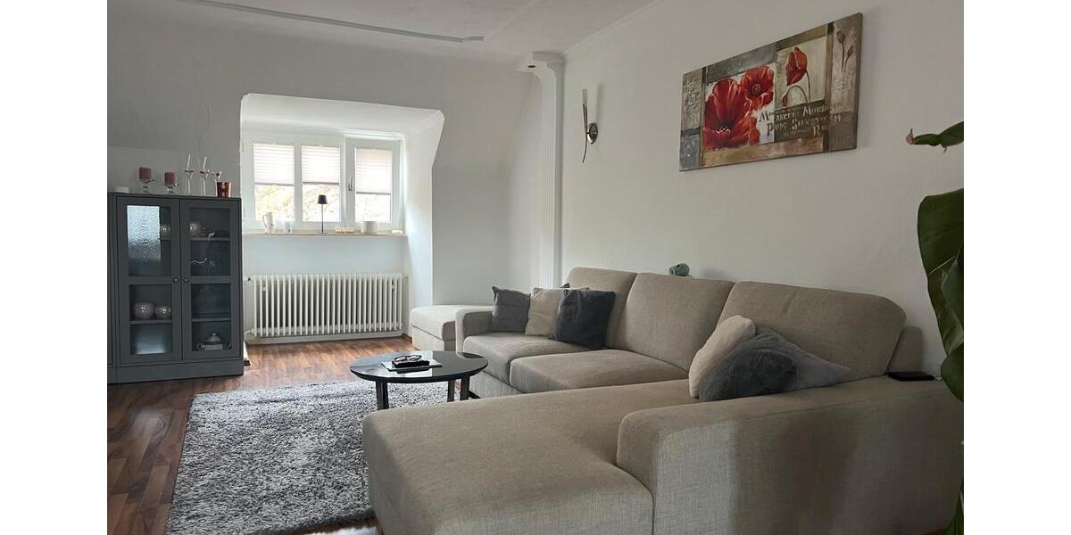 Dachgeschoßwohnung Gelsenkirchen Buer - 3 Zimmer, 80 m&sup2;, 715&euro; | Angebot:26134673