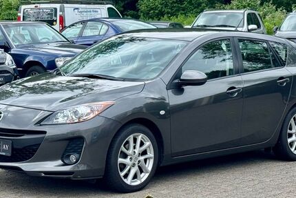 Mazda 3 89.643 km 7.990 &euro; Recklinghausen 45665