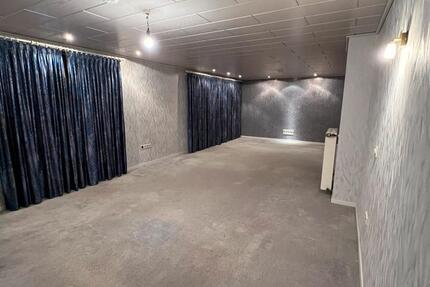 Großzügige 130m Wohnung mit Einbauküche 4 zimmer