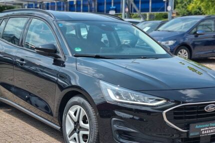 Ford Focus 30.400 km 17.987 &euro; Essen 45141