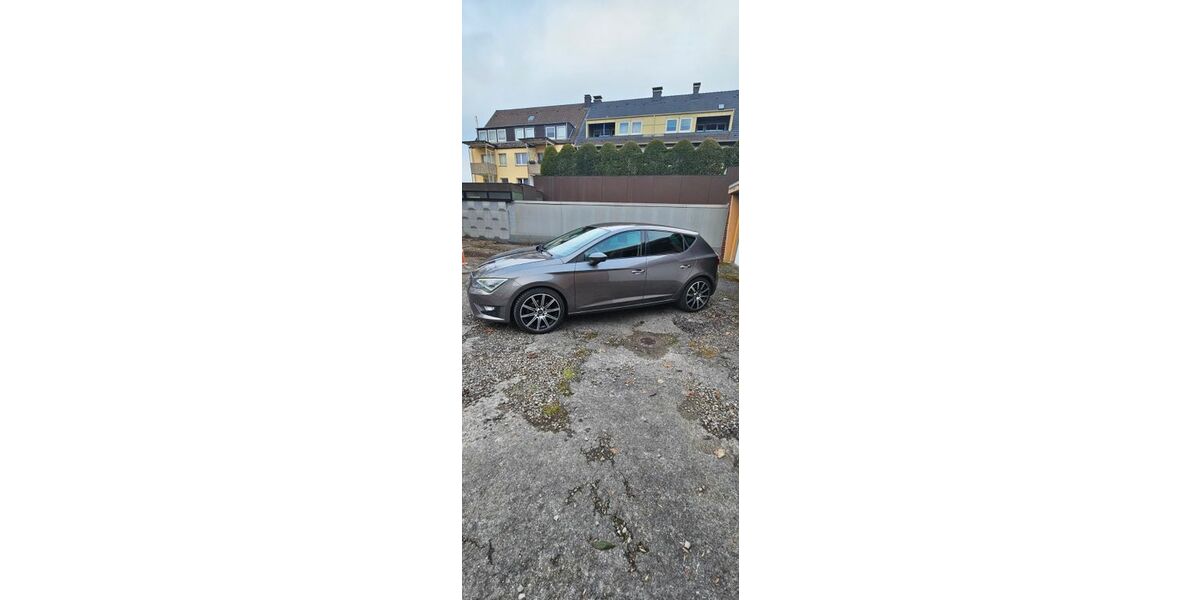 Seat Leon 185.000 km 10.000 &euro; Essen 45355