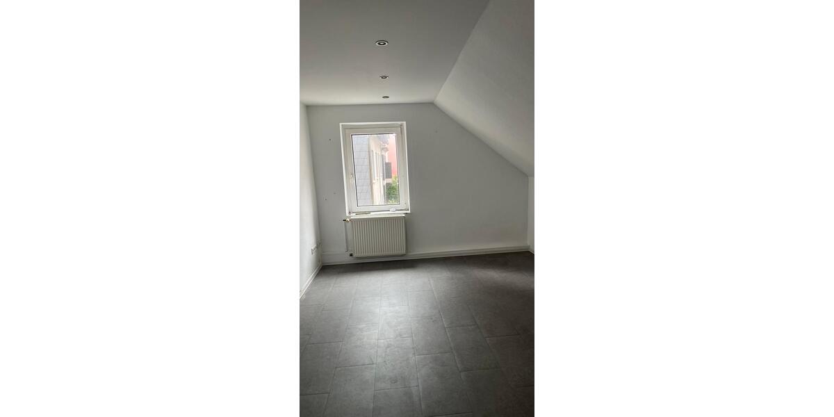 Einfamilienhaus Essen Stadtbezirk VI - 6 Zimmer, 110 m&sup2;, 320.000&euro; | Angebot:26350010