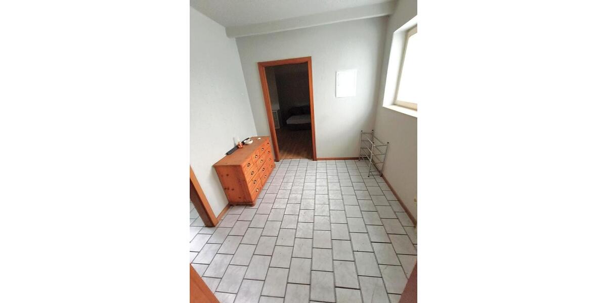 Dachgeschoßwohnung Oberhausen Osterfeld - 1 Zimmer, 40 m&sup2;, 360&euro; | Angebot:26310872