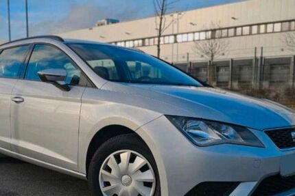Seat Leon 141.089 km 6.350 &euro; Gelsenkirchen 45888