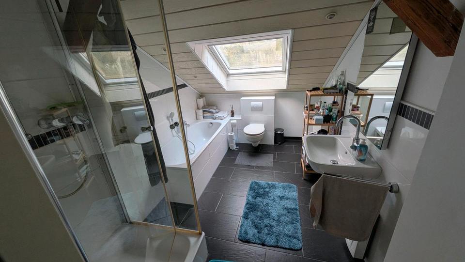 Dachgeschoßwohnung Dortmund Hörde - 3.5 Zimmer, 90 m&sup2;, 860&euro; | Angebot:26213287