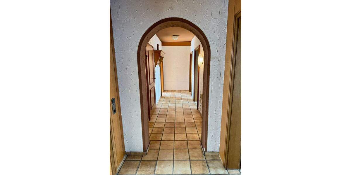 Etagenwohnung Witten Mitte - 3 Zimmer, 103 m&sup2;, 695&euro; | Angebot:25139981