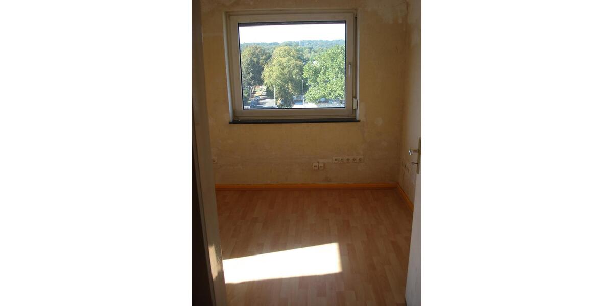 DG-Wohnung 65 qm mit Balkon 4 zimmer