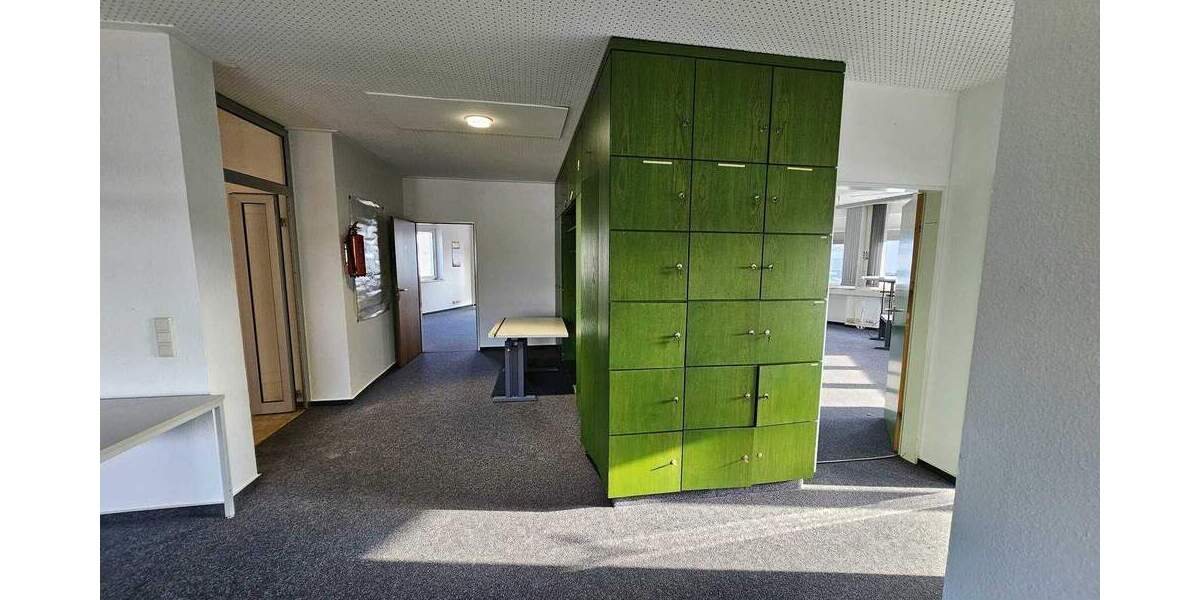 Repräsentative Büroetage in RE-Hillerheide, 380m² im 1.OG, verkehrsgünstige Lage, Klima, teilmöbliert, 8,50€m², provisionsfrei 1 zimmer