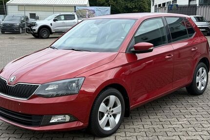 Skoda Fabia 64.200 km 12.990 &euro; Witten 58456