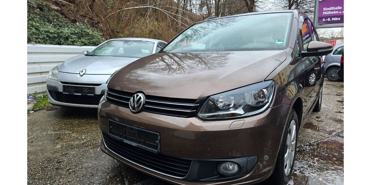 VW Touran 128.000 km 7.800 &euro; Essen 45144