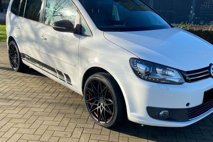 VW Touran 100.000 km 11.700 &euro; Selm 59379