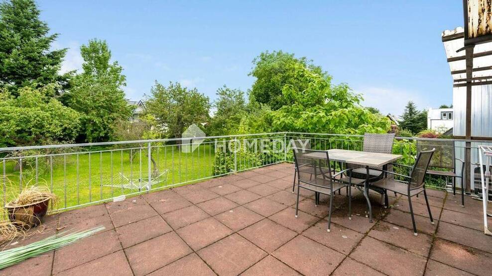 Charmantes Einfamilienhaus mit großzügigem Grundstück und vielfältigen Nutzungsmöglichkeiten 8 zimmer