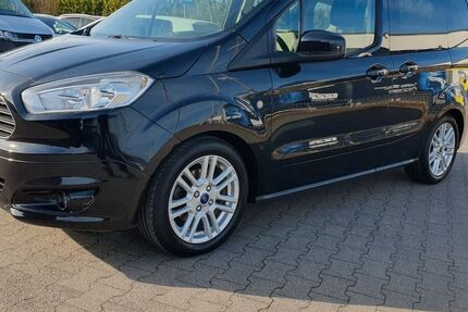Ford Tourneo Courier 96.855 km 8.499 &euro; Essen 45326
