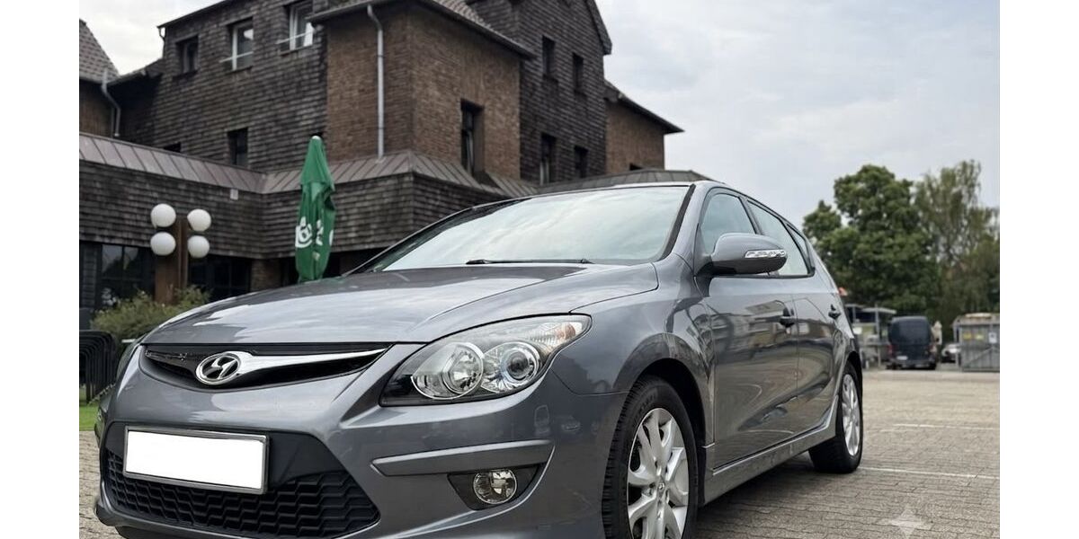 Hyundai i30 71.000 km 4.000 &euro; Recklinghausen 45661