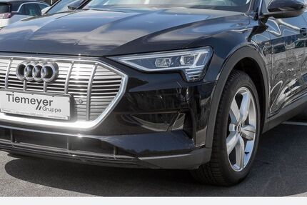 Audi e-tron 56.391 km 29.440 € Bochum 44892
