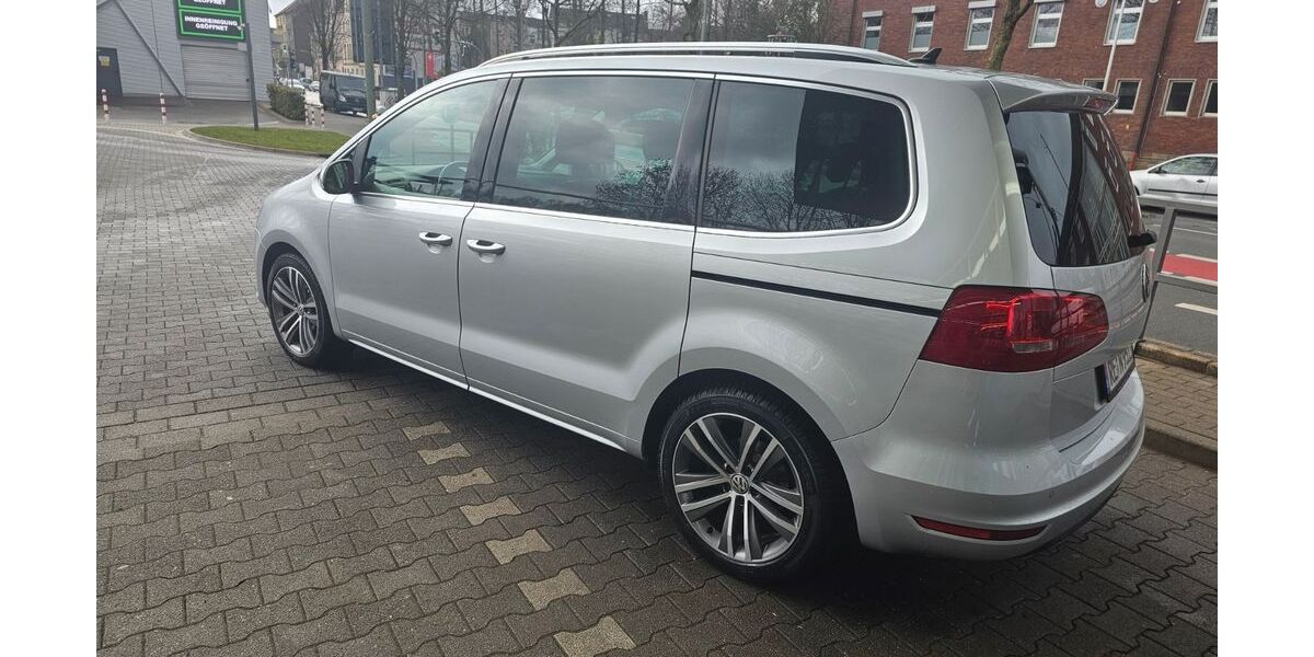 VW Sharan 89.156 km 24.999 &euro; Castrop-Rauxel 44575