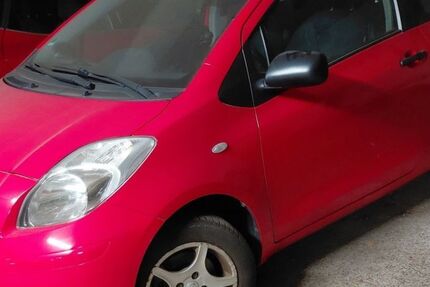 Toyota Yaris 100.000 km 3.350 &euro; Dortmund 44137