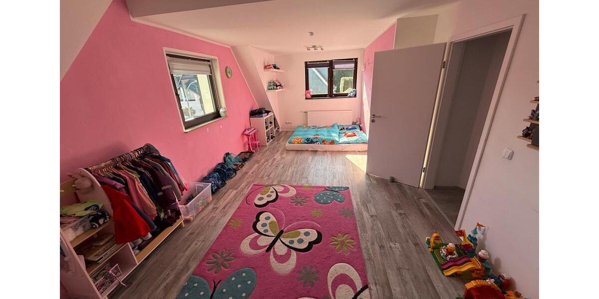 Einfamilienhaus Bochum Günnigfeld - 10 Zimmer, 242 m&sup2;, 649.000&euro; | Angebot:25258509