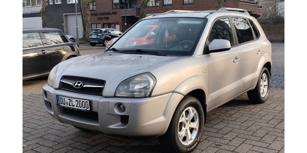 Hyundai TUCSON 240.000 km 3.200 &euro; Oberhausen 46045