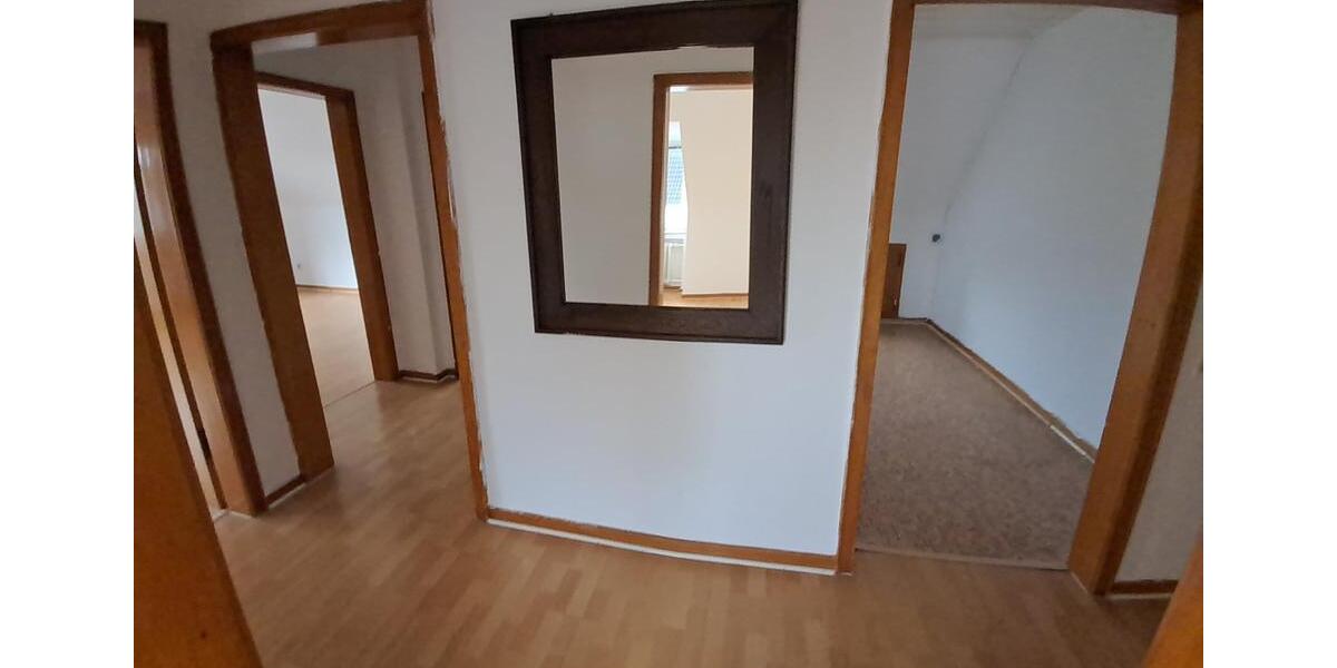 Dachgeschoßwohnung Marl Alt-Marl - 4 Zimmer, 465&euro; | Angebot:23174672