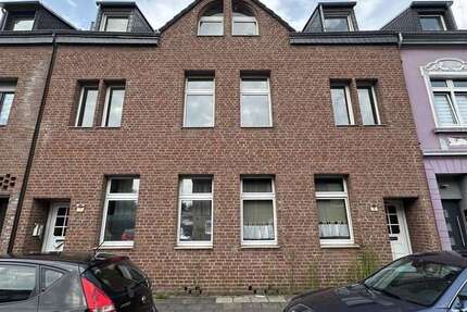 Haus zum Kaufen in Oberhausen 249.000 € 224 m²