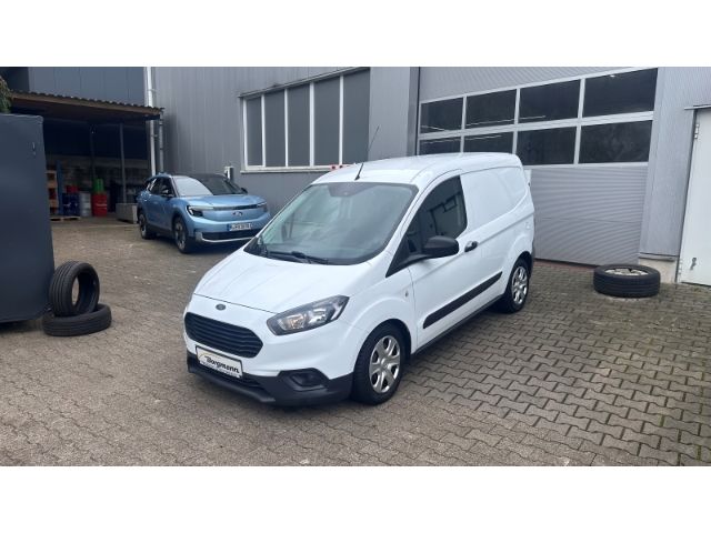 Ford Transit Courier 52.920 km 9.950 € Bottrop 46240