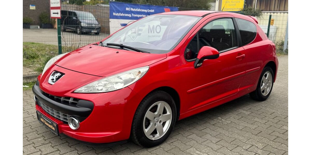 Peugeot 207 125.000 km 2.999 &euro; Bottrop 46238