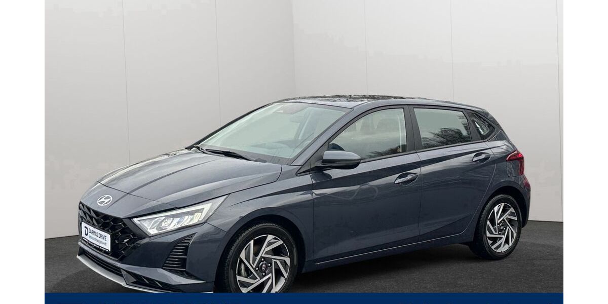Hyundai i20 24.462 km 18.490 &euro; Datteln 45711
