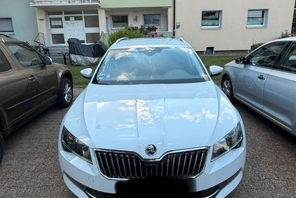 Skoda Superb 101.500 km 16.299 &euro; Lünen 44532