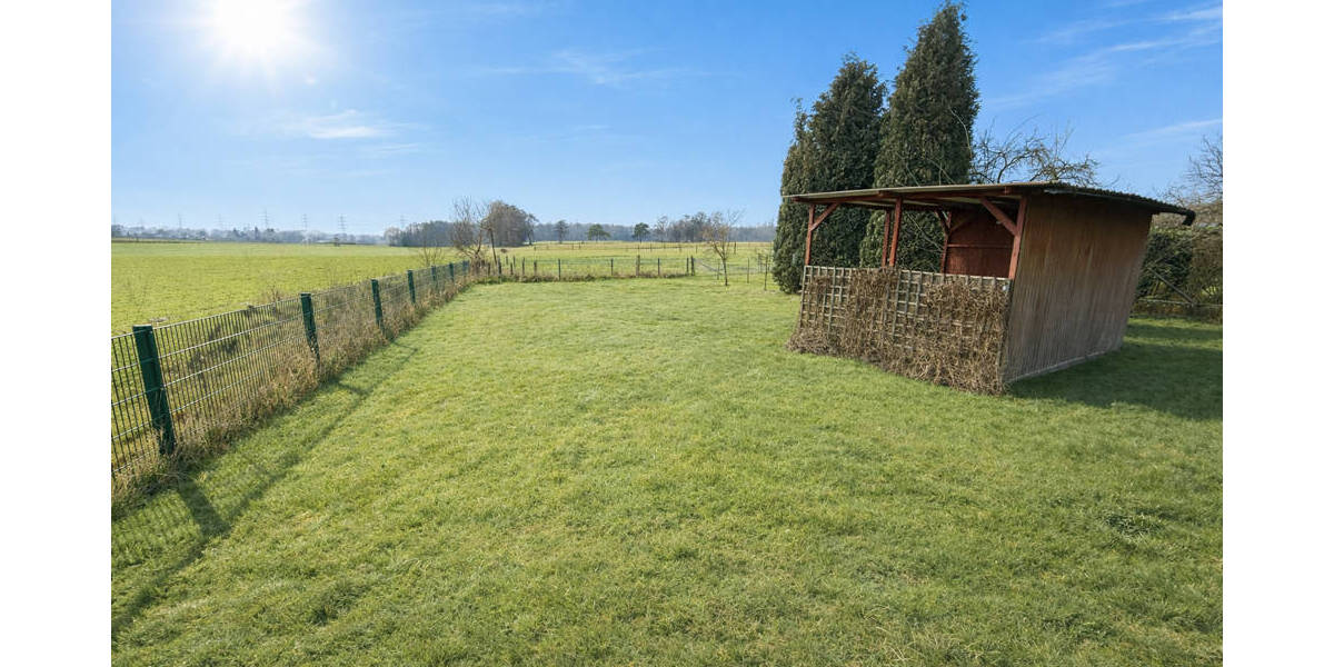 Einfamilienhaus Herten Langenbochum - 8 Zimmer, 215 m&sup2;, 350.000&euro; | Angebot:26142775