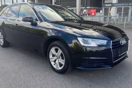 Audi A4 164.000 km 11.900 € Essen 45356