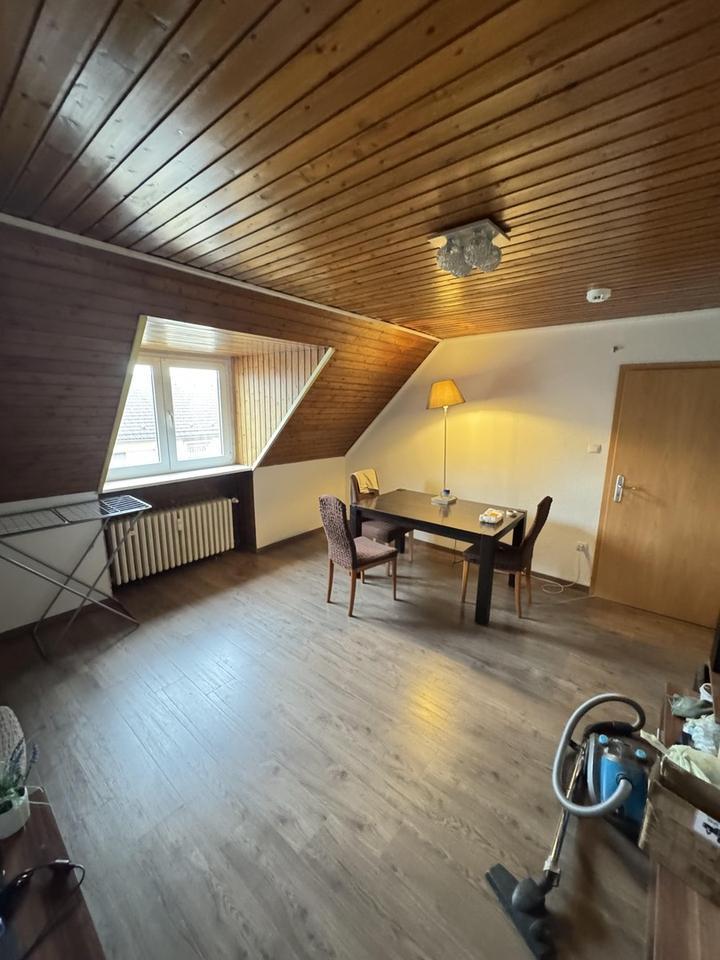 Schöne 3 Zimmer-Wohnung zu vermieten zimmer
