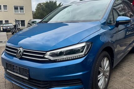 VW Touran 35.000 km 26.900 &euro; Essen 45355