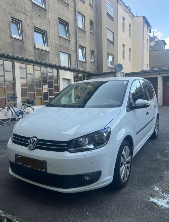 VW Touran 228.000 km 7.850 € Gelsenkirchen 45891