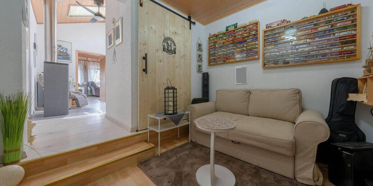 Etagenwohnung Lünen - 3 Zimmer, 104 m&sup2;, 189.000&euro; | Angebot:24041275