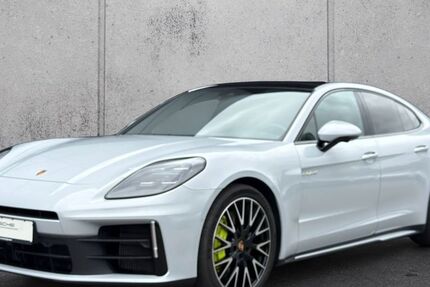 Porsche Panamera 24.396 km 117.490 &euro; Recklinghausen 45665