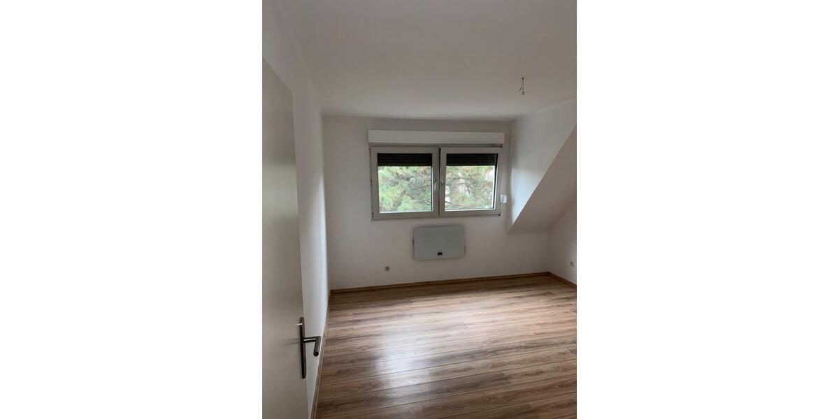 52 qm Dachgeschosswohnung Bottrop Stadtmitte ruhige Lage 2 zimmer