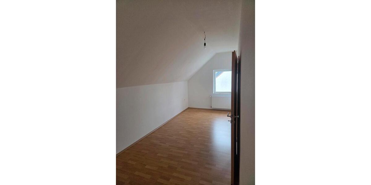Dachgeschoßwohnung Dortmund Huckarde - 2 Zimmer, 40 m&sup2;, 550&euro; | Angebot:26321200