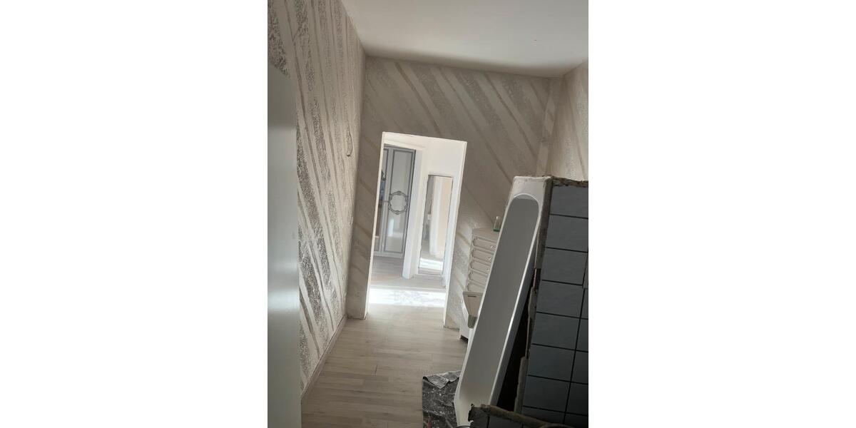 Etagenwohnung Gelsenkirchen Ückendorf - 4 Zimmer, 110 m&sup2;, 1.100&euro; | Angebot:24584064